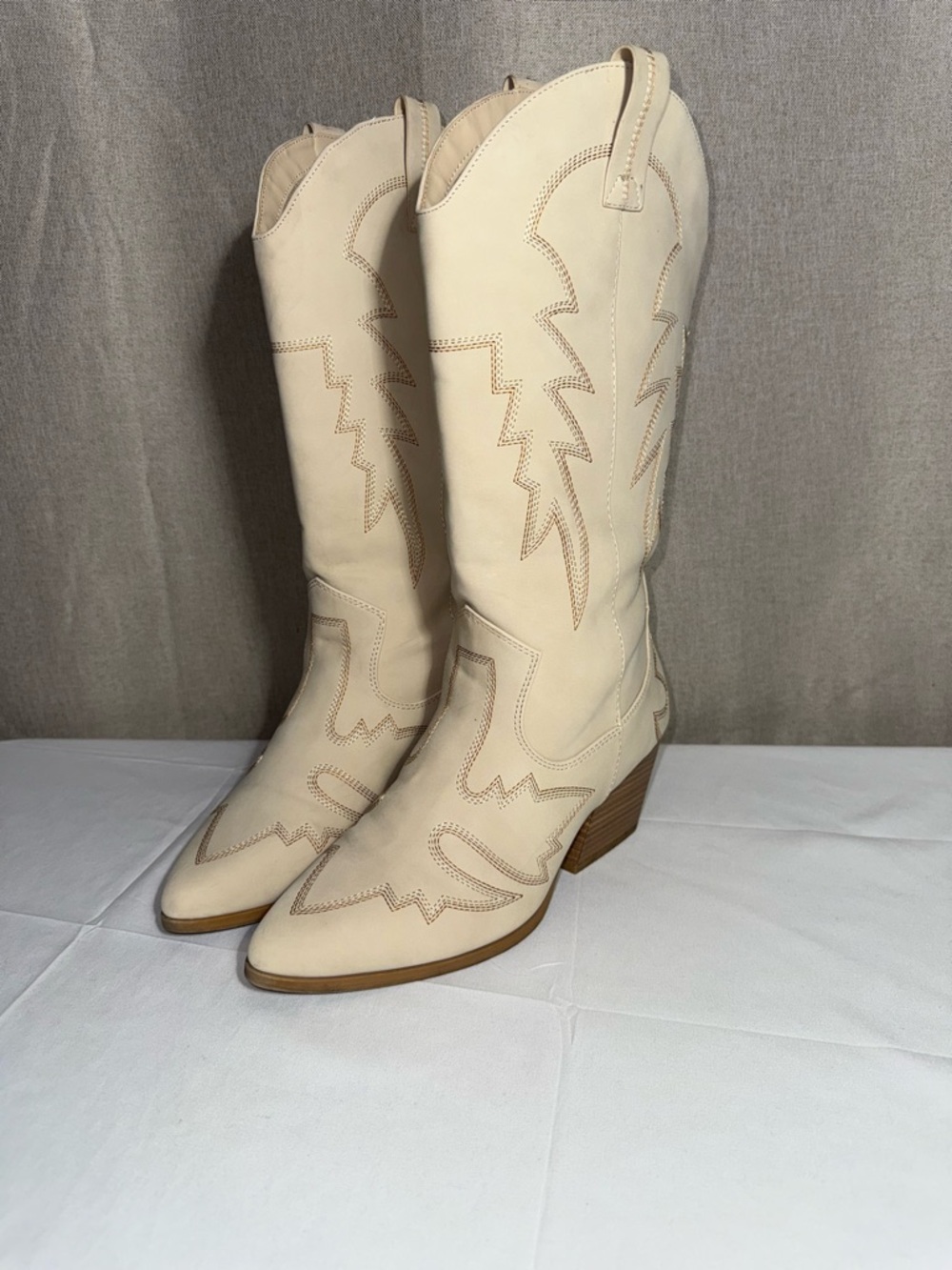 Classic Cream Western Knee-High Boots - Women's Fashionable